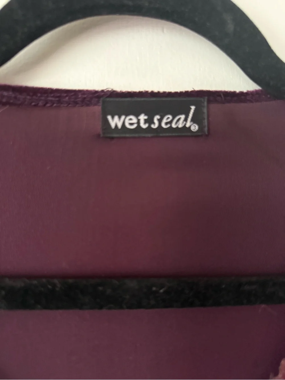 Wet Seal y2k/90’s Whimsigoth Women's Velvet Long Bell Sleeve With Suede Trim